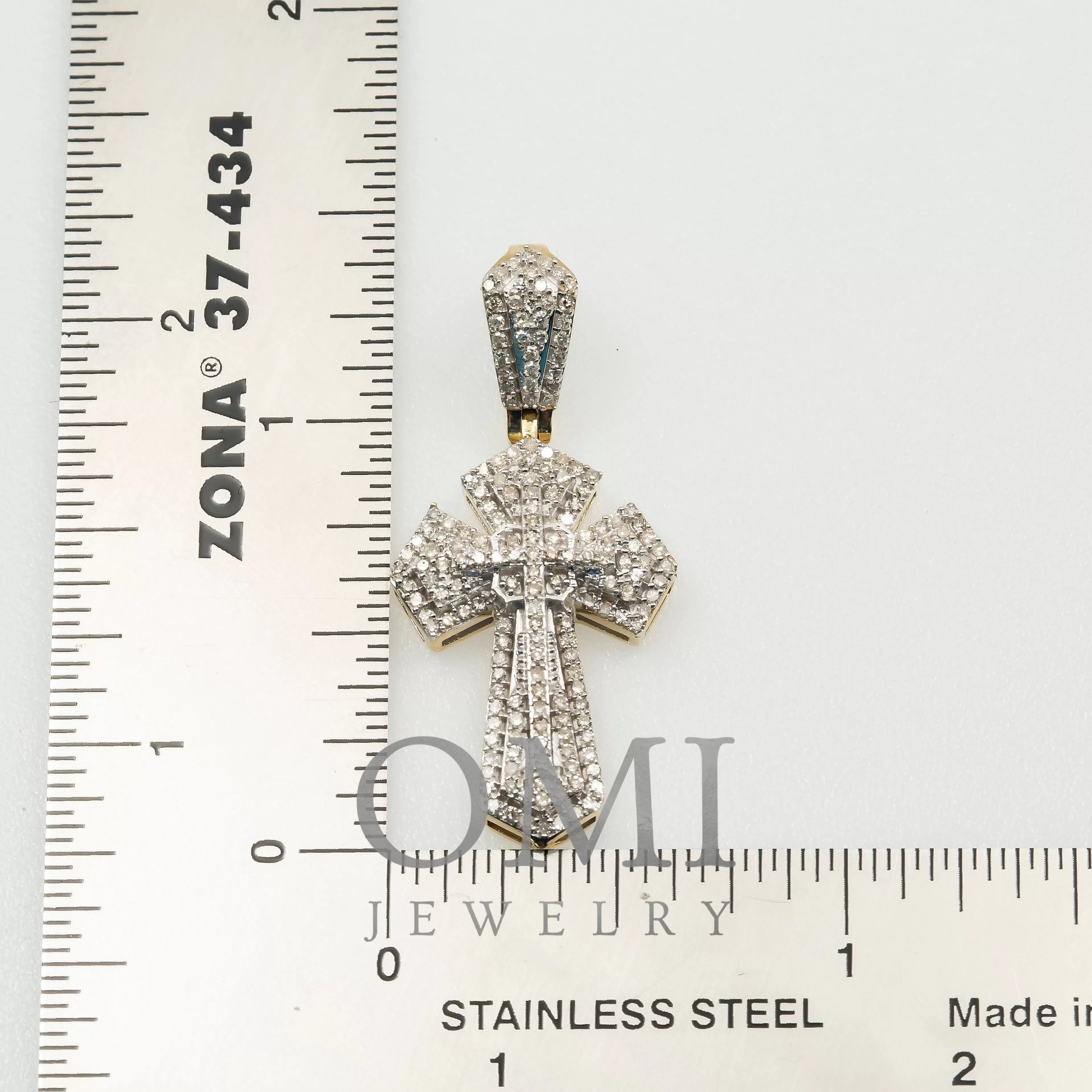 10K YELLOW GOLD DIAMOND 3D CROSS PENDANT 0.60 CT