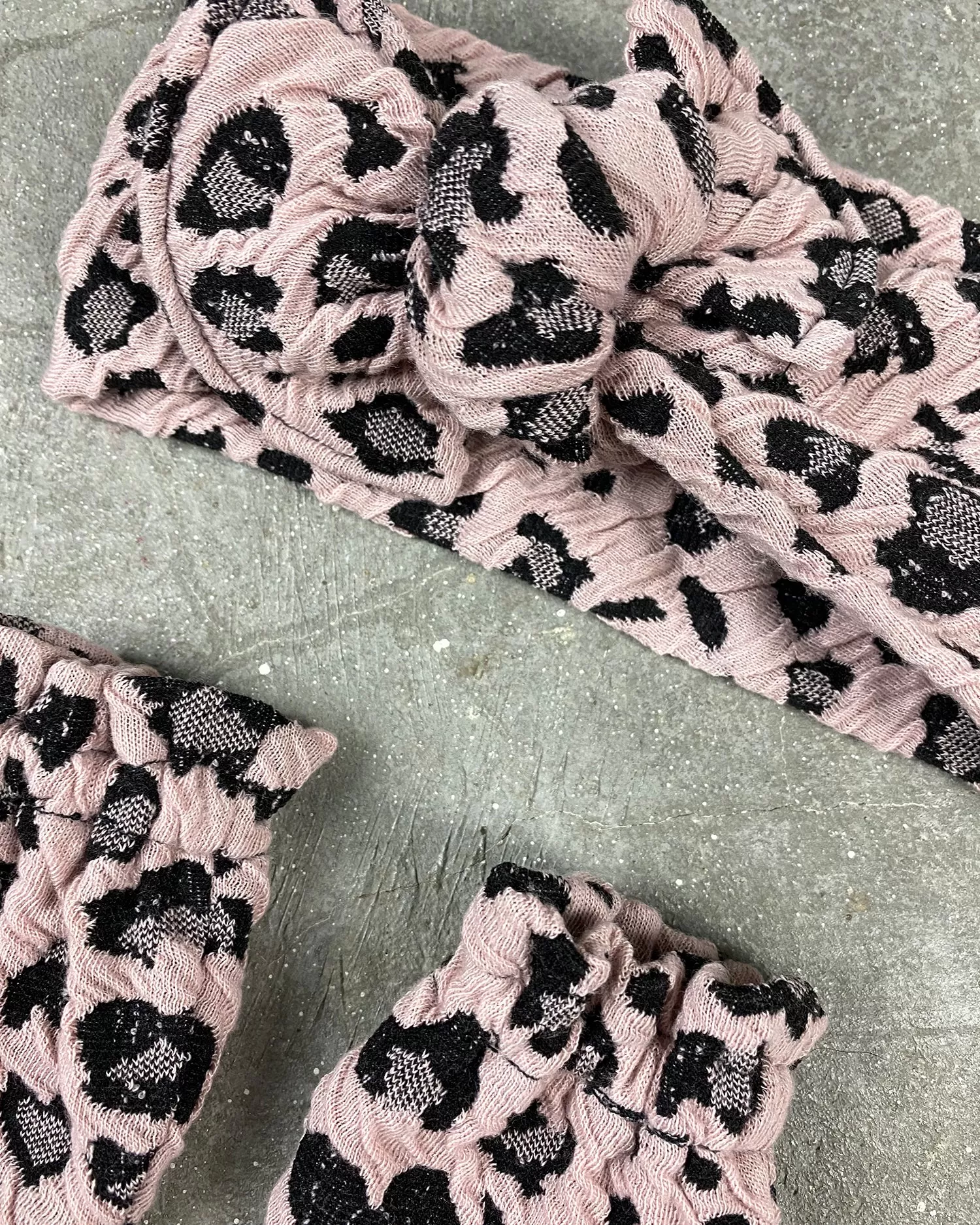 Aggie Mits – Mauve Leopard