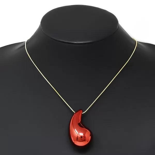 Chunky Teardrop Pendant Short Chain Necklace