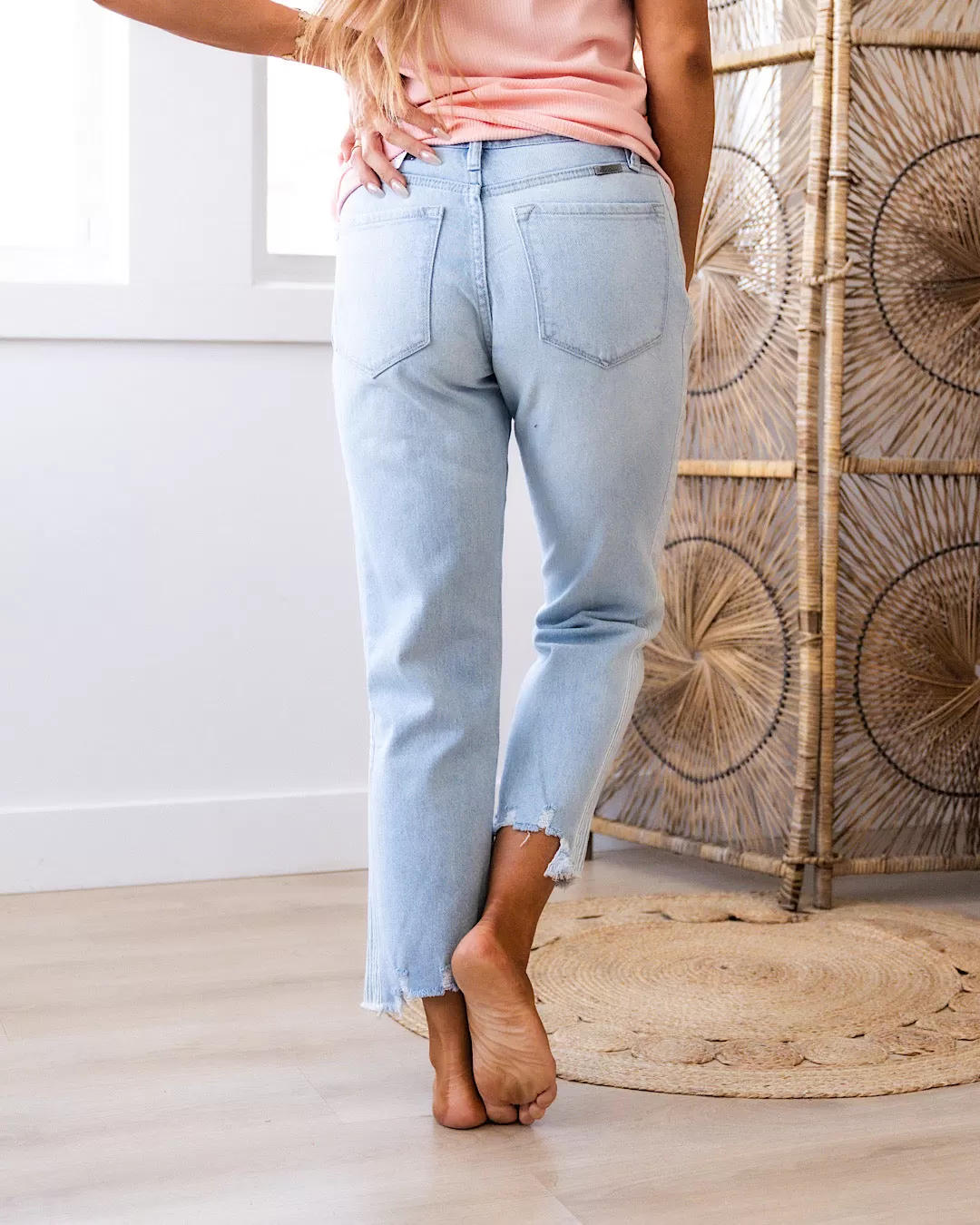 NEW! KanCan Amaze Me Pinstripe Detail Straight Jeans