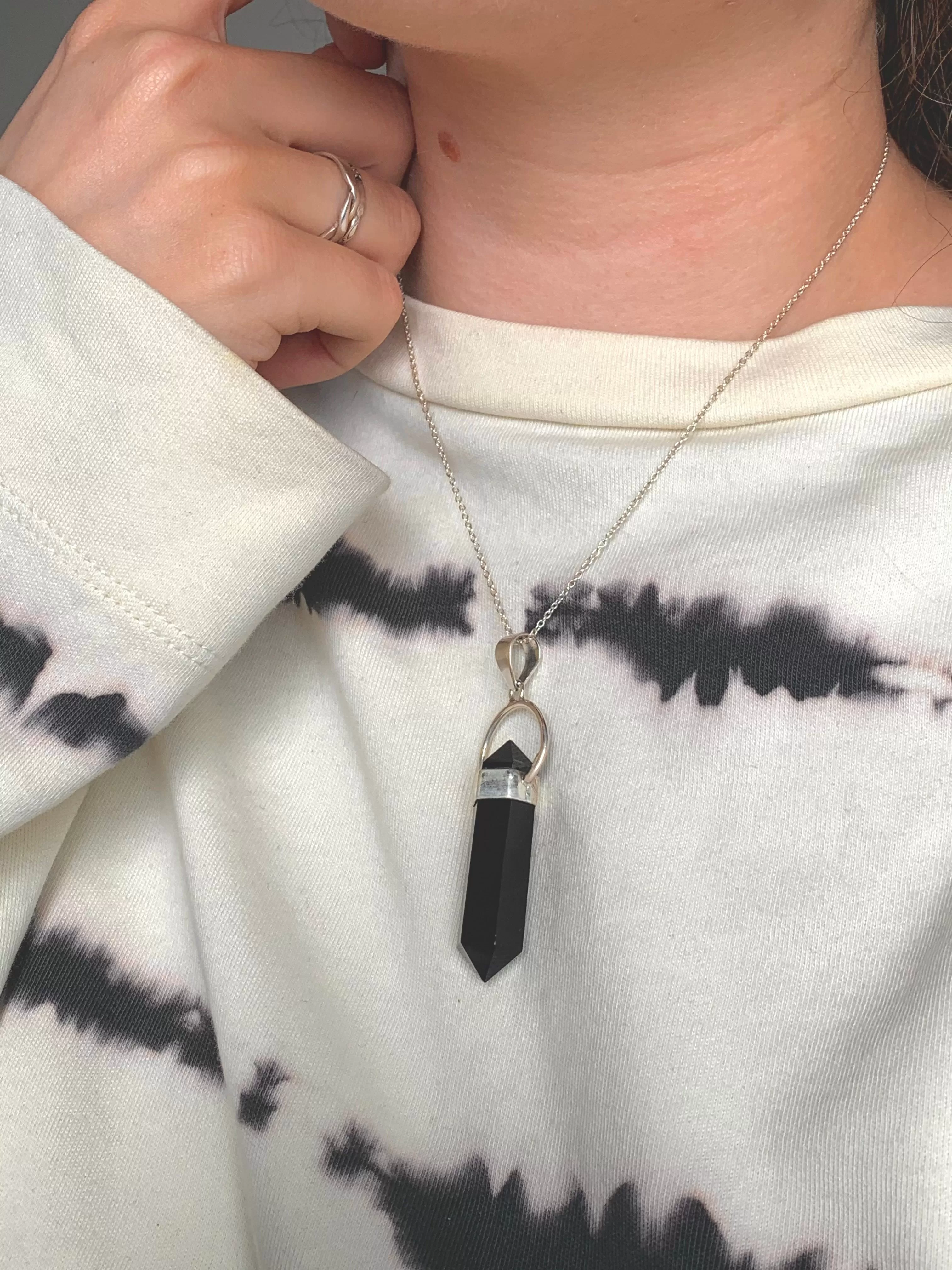 Onyx Alenaria Pendant