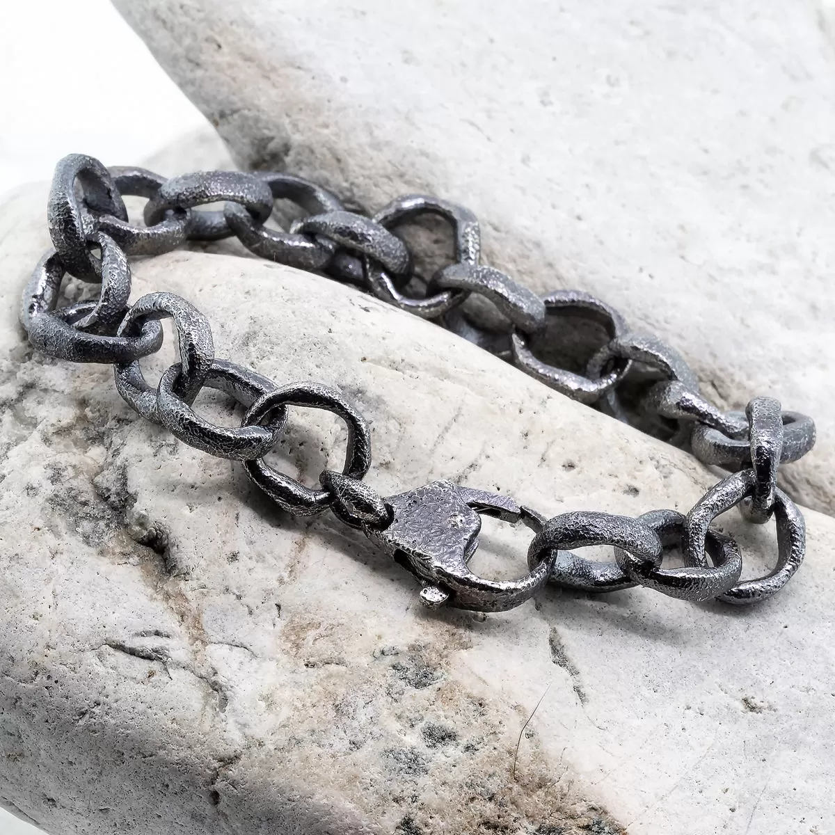 Primal Shapes Chunky Link Bracelet in Oxidized silver