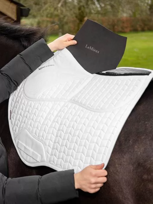 ProSorb Plain 2 Pocket Close Contact Saddle Pad