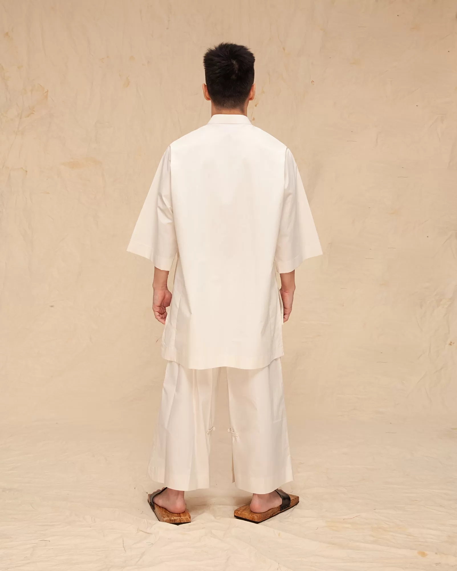 Tang Suit Lurus (Cream)