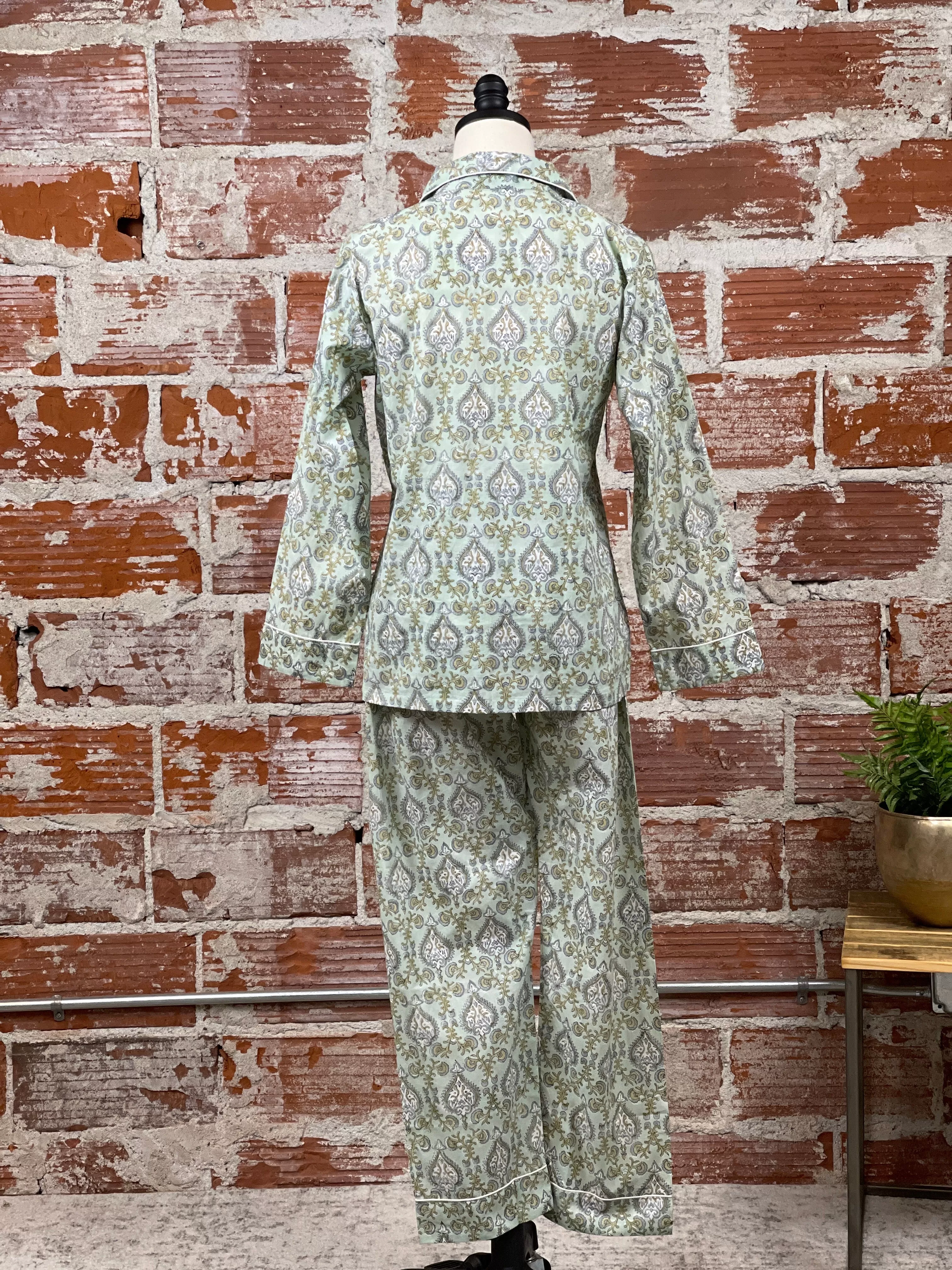 Trellis Swirls Long Sleeve Pajama Set with Pants